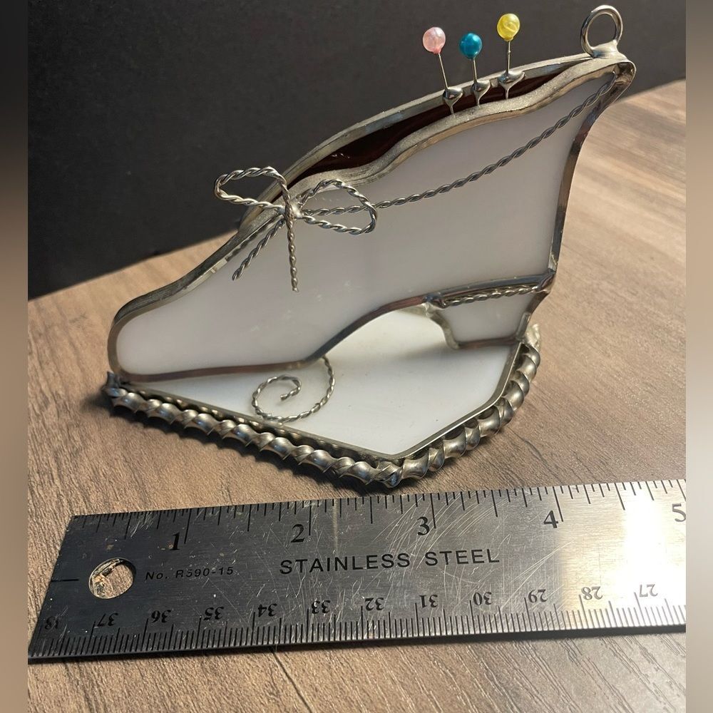 Vintage Stained Glass Standing Shoe Paperweight Ornament White EUC - Picture 7 of 9